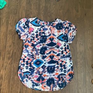 Colorful short sleeved shirt